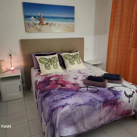 Naranja Con Piscina Urb El Paraiso *