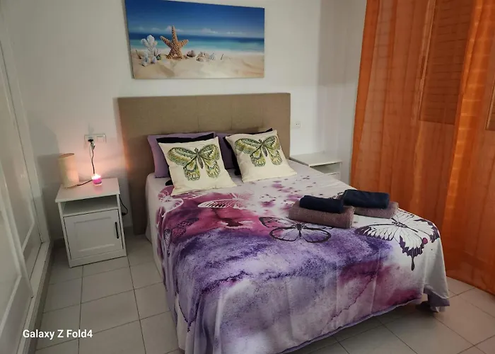 Naranja Con Piscina Urb El Paraiso *