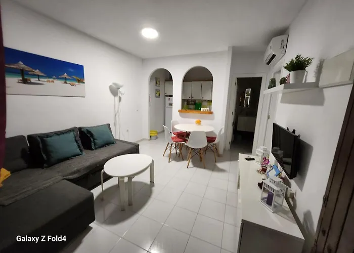 Naranja Con Piscina Urb El Paraiso * Torrevieja