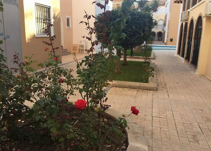 Naranja Con Piscina Urb El Paraiso *