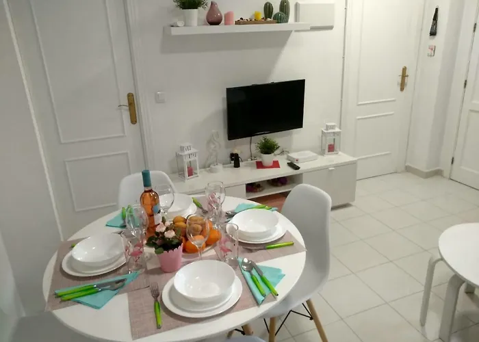 Naranja Con Piscina Urb El Paraiso