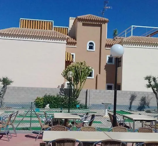 Naranja Con Piscina Urb El Paraiso Torrevieja