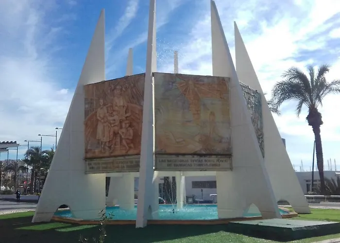 Naranja Con Piscina Urb El Paraiso