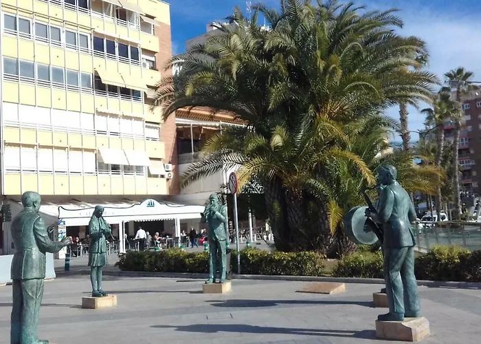 Naranja Con Piscina Urb El Paraiso Torrevieja