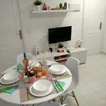 Naranja Con Piscina Urb El Paraiso