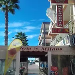 Naranja Con Piscina Urb El Paraiso