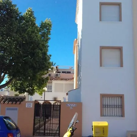 Naranja Con Piscina Urb El Paraiso Апартаменты *