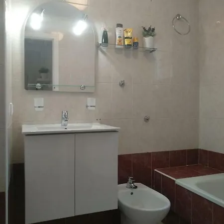 Naranja Con Piscina Urb El Paraiso Торевьиа