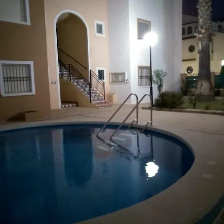 Apartamento Naranja Con Piscina Urb El Paraiso Torrevieja