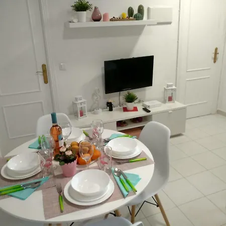 Naranja Con Piscina Urb El Paraiso