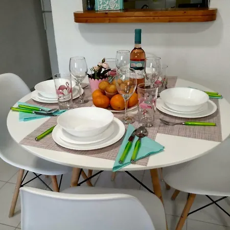 Naranja Con Piscina Urb El Paraiso