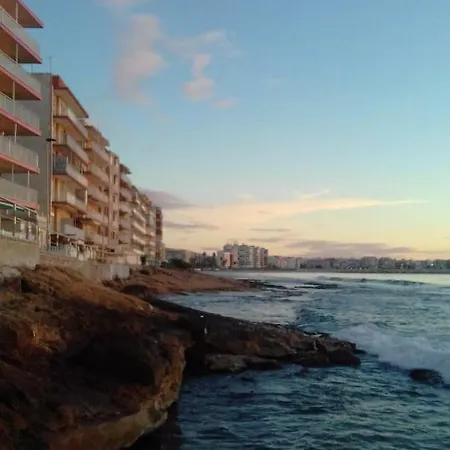 Apartamento Naranja Con Piscina Urb El Paraiso *