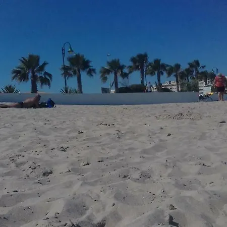 Naranja Con Piscina Urb El Paraiso *