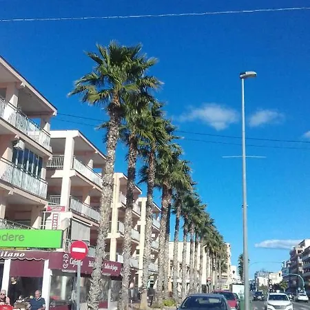 Apartamento Naranja Con Piscina Urb El Paraiso *