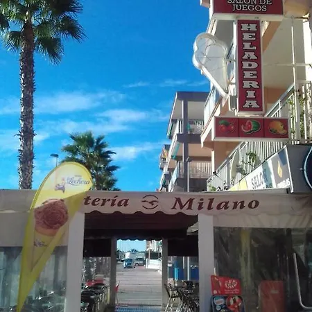 Naranja Con Piscina Urb El Paraiso