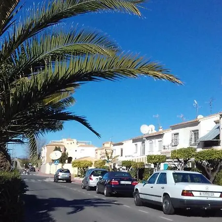 Naranja Con Piscina Urb El Paraiso Апартаменты